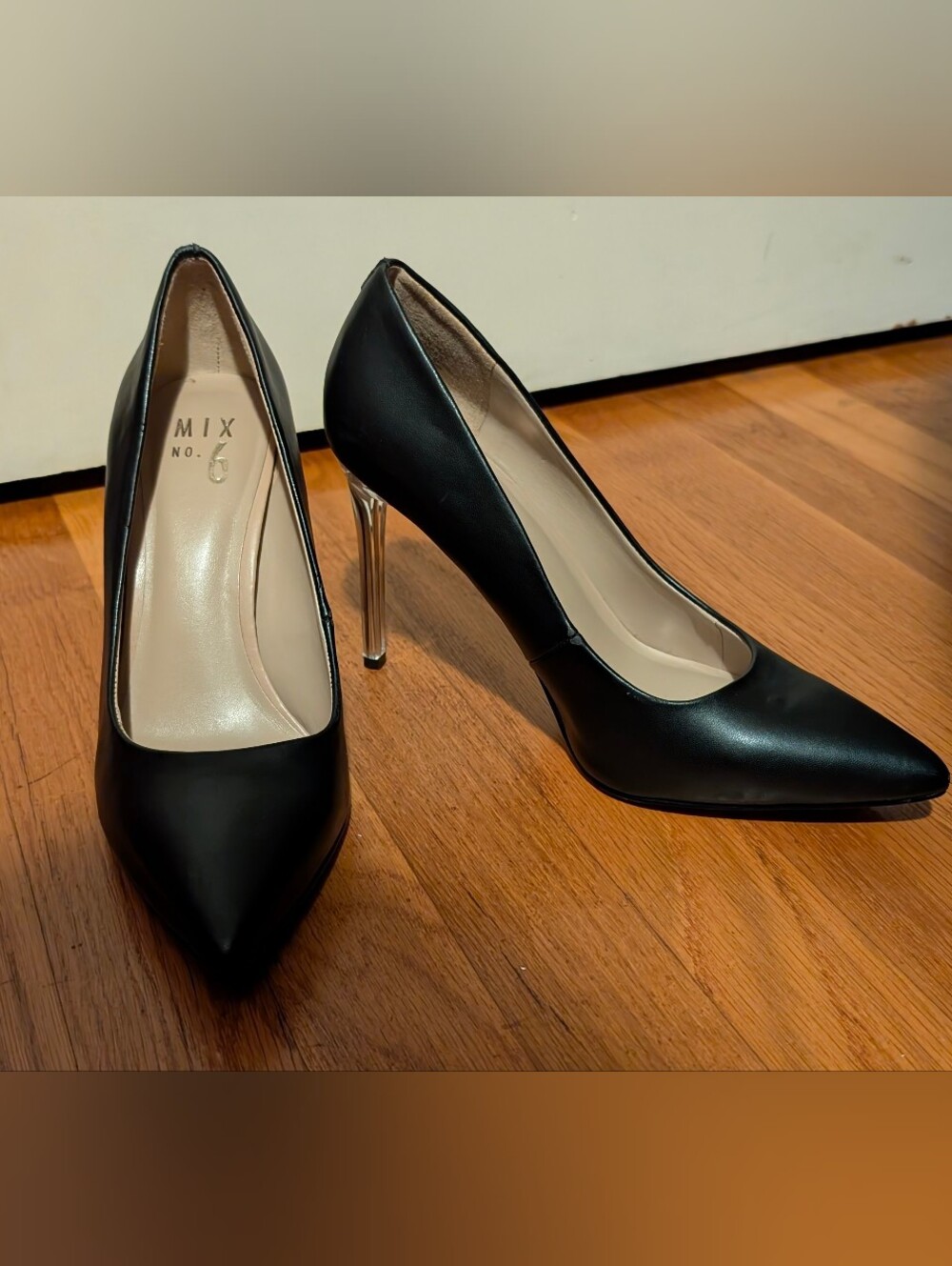 Mix No. 6 Danyah Black Pumps with Clear Acrylic Stiletto Heel – Size 8